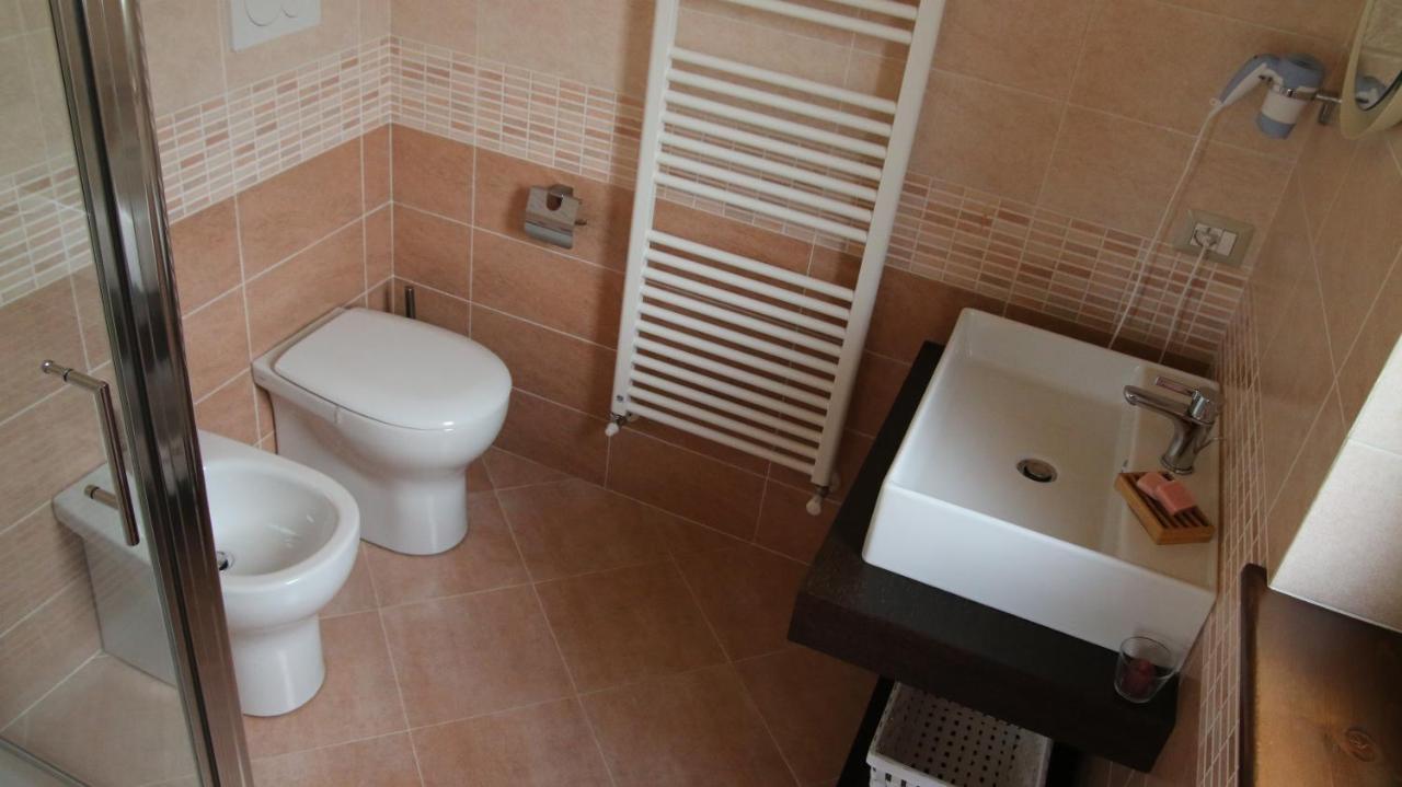 Al Ginepro Bed & Breakfast Montecchio  Exterior foto