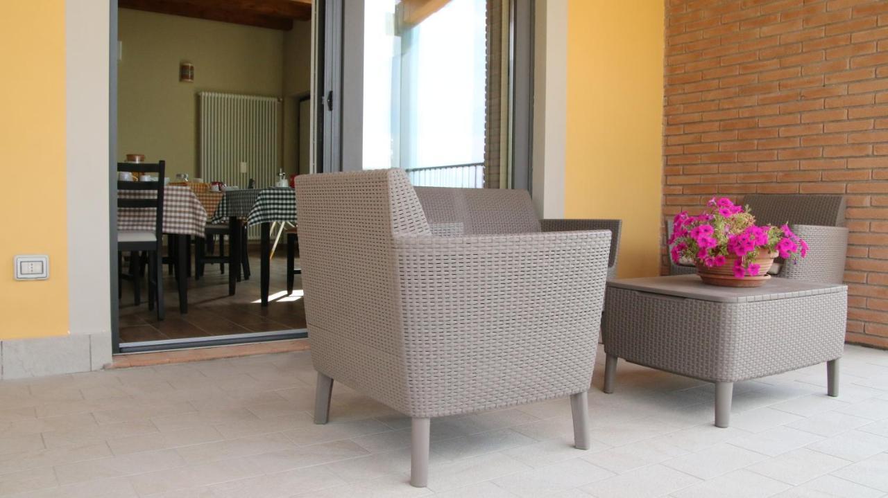 Al Ginepro Bed & Breakfast Montecchio  Exterior foto