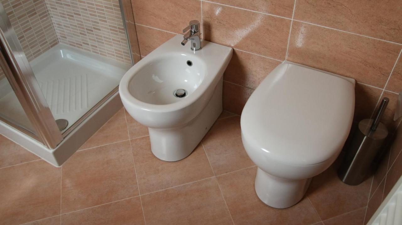 Al Ginepro Bed & Breakfast Montecchio  Exterior foto